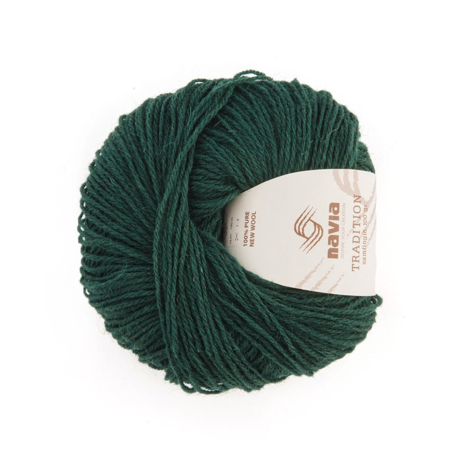 Navia Yarn 913 grass green Tradition