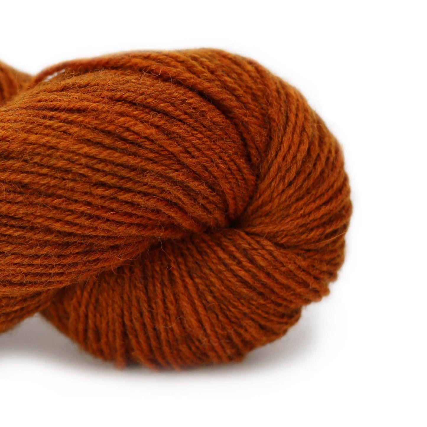 Hey Mama Wolf Yarn 0004 Chestnut Brown Ylva