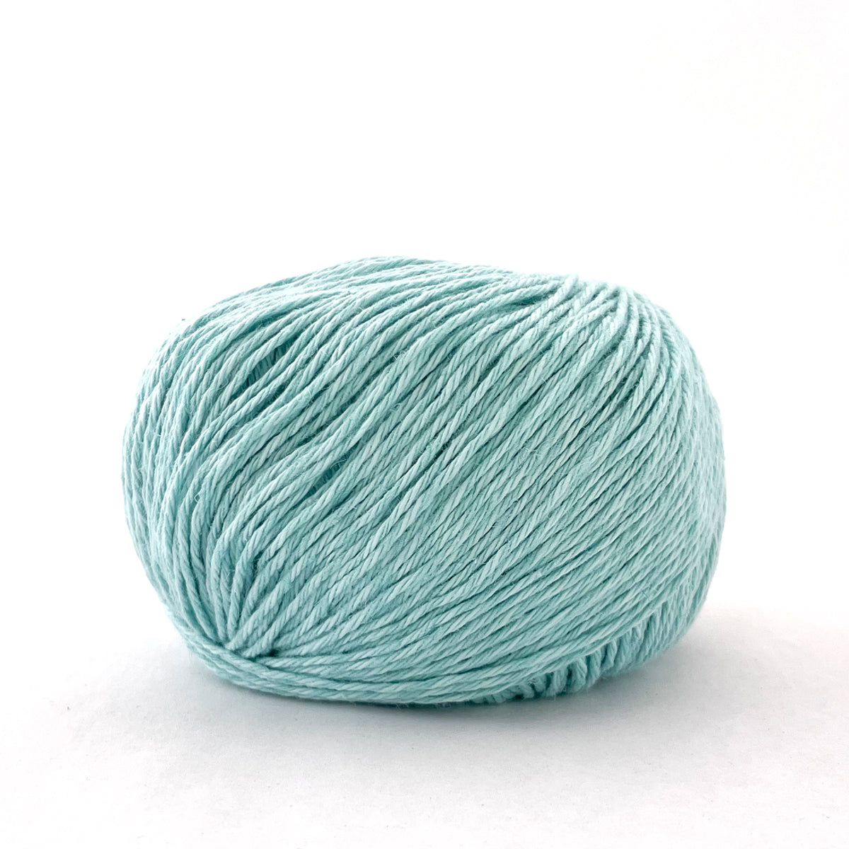 BC Garn Yarn 33 ice blue Allino