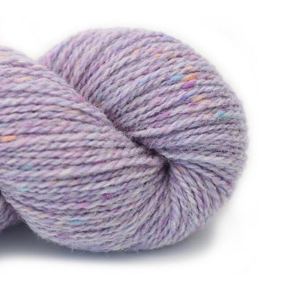 Hey Mama Wolf Yarn 008 Scornlus Lila Beara