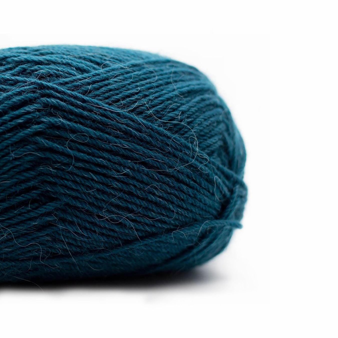 Kremke Soul Wool Yarn 041 deep blue Edelweiss