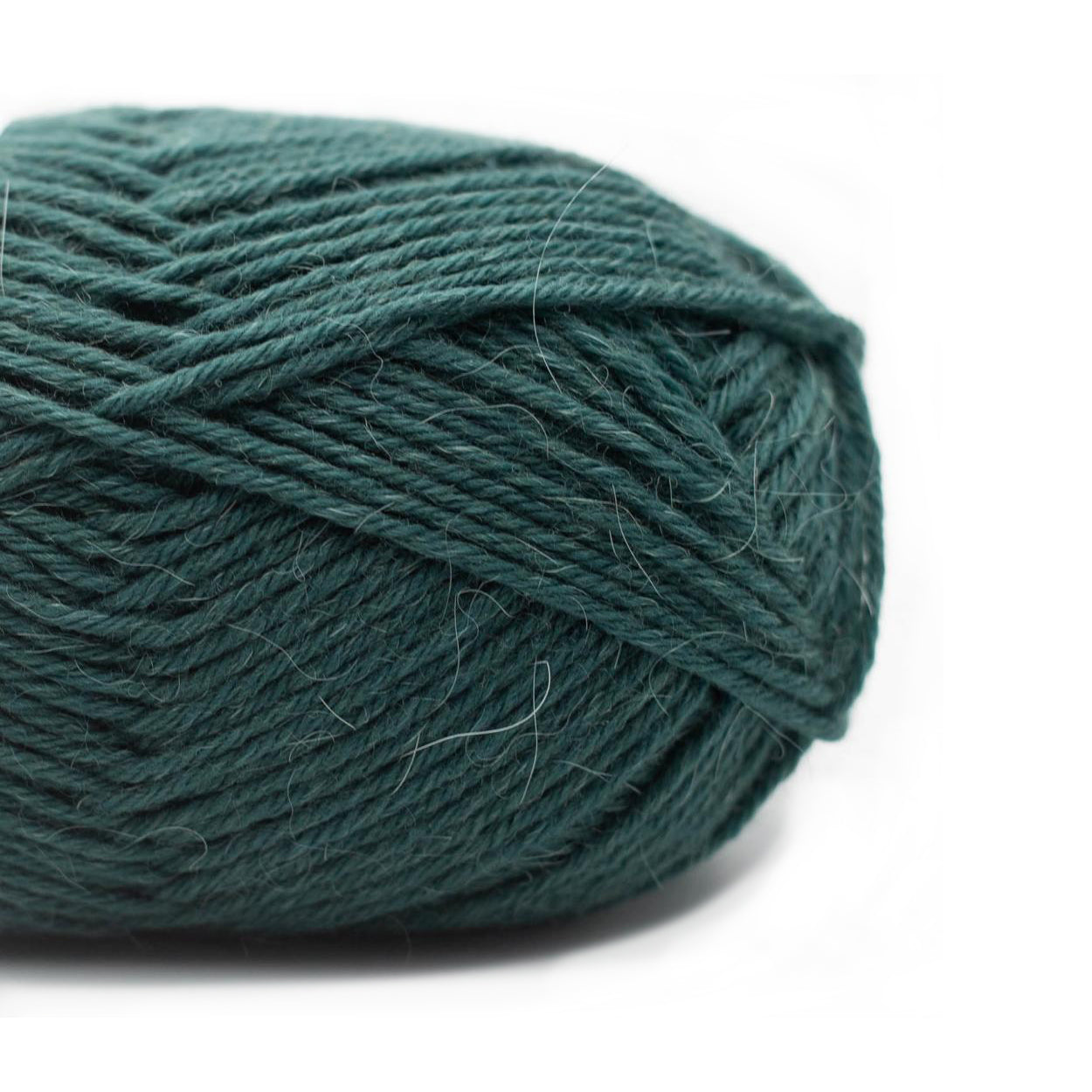 Kremke Soul Wool 045 pine green Edelweiss Alpaca 6 Ply
