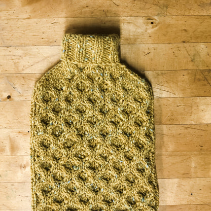 Kelbourne Woolens Kits Year of Gifts Kit - Chrysanthemum Bottle Cover
