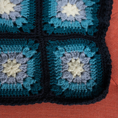 Kelbourne Woolens Patterns Puff Stitch Granny Square Blanket