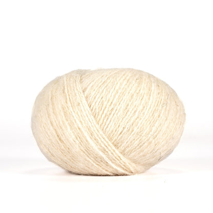 Navia Yarn 1101 white Brushed Tradition