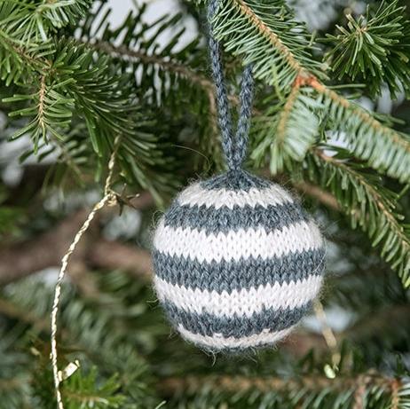 Kelbourne Woolens Patterns Holiday Cheer Ornaments