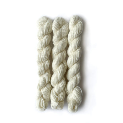 Kelbourne Woolens Yarn 105 natural mini Perennial Minis