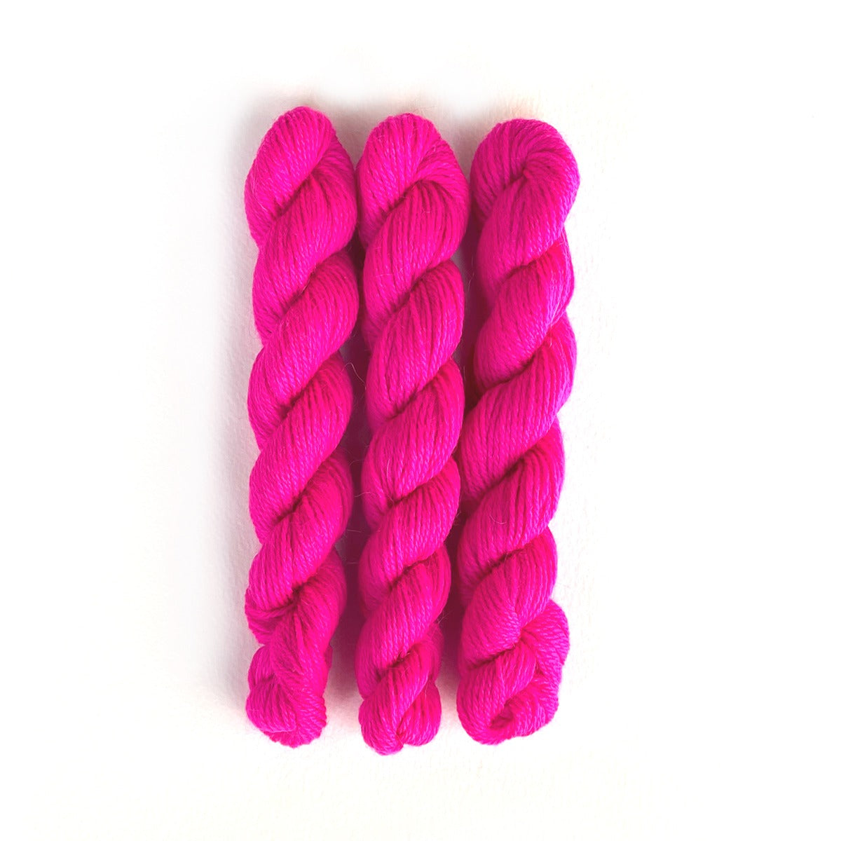 Kelbourne Woolens Yarn 675 neon pink mini Perennial Minis