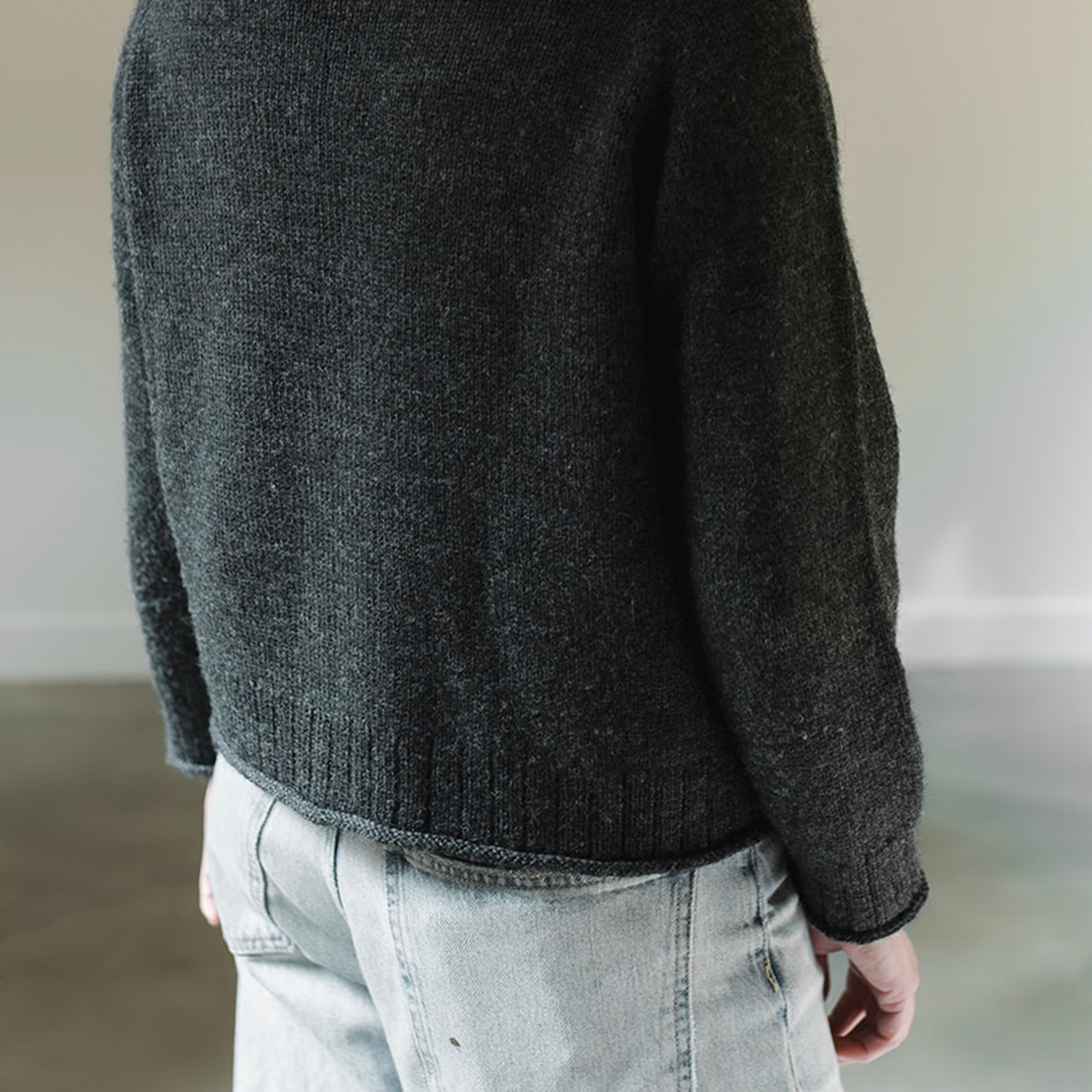 Rolled Raglan Light Yarn Bundle