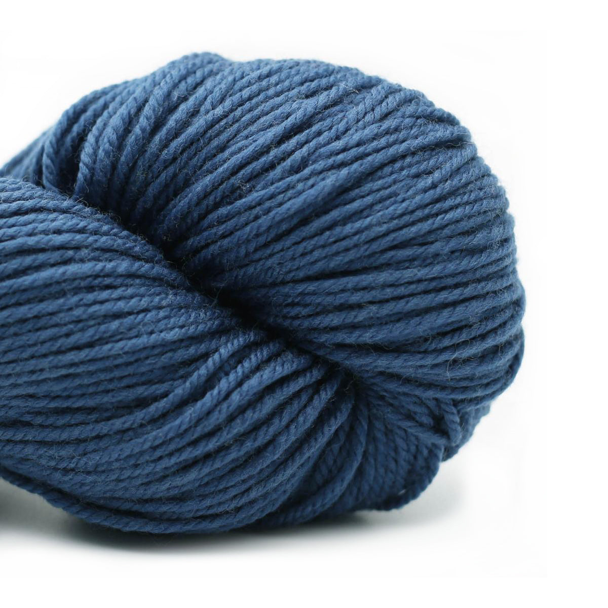 Hey Mama Wolf Yarn 04 Mazarine Blue Skadi