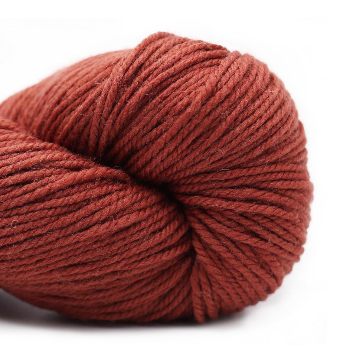 Hey Mama Wolf Yarn 09 Henna Red Skadi