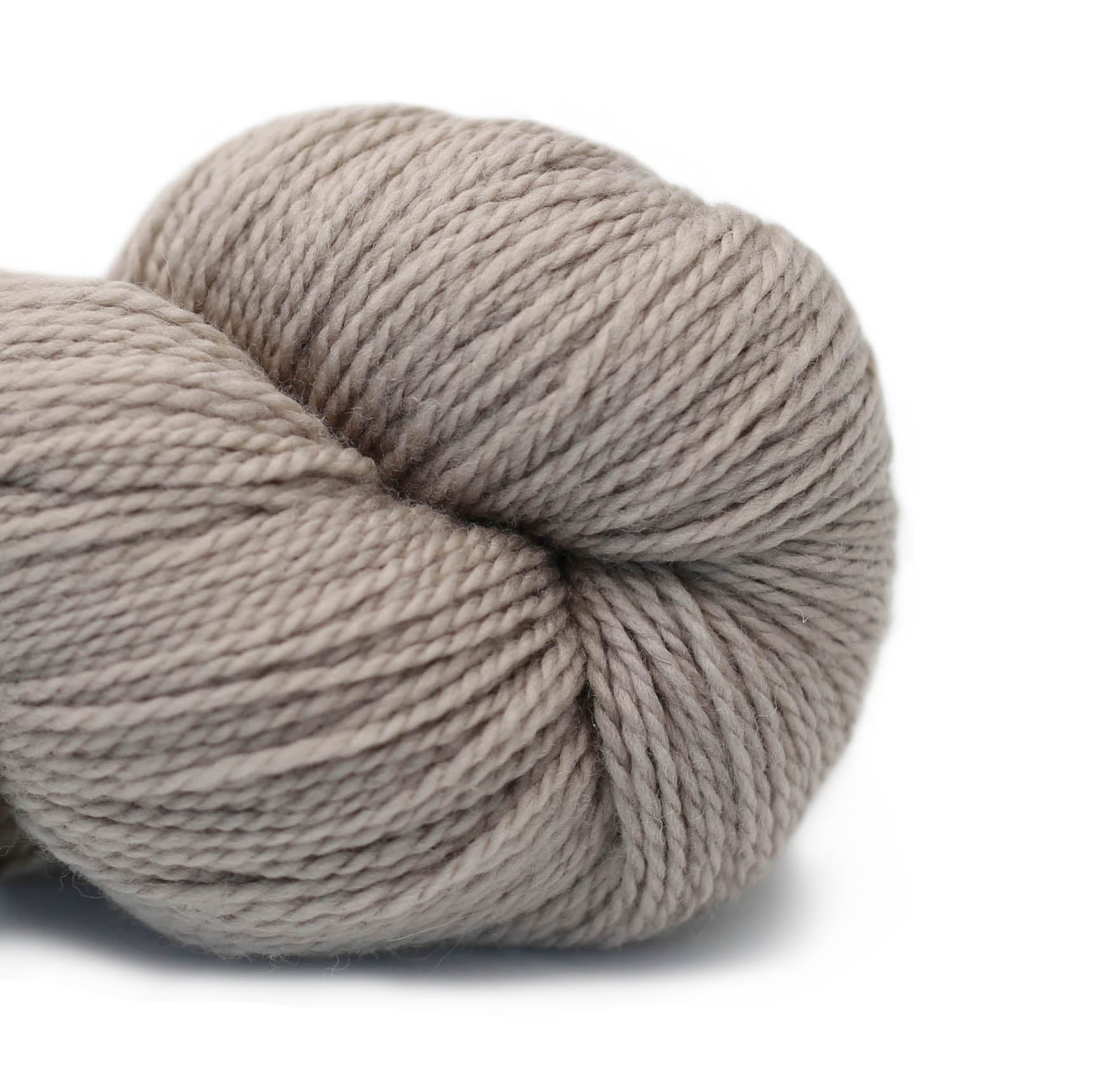 Hey Mama Wolf Yarn 15 Beech Gray Skadi