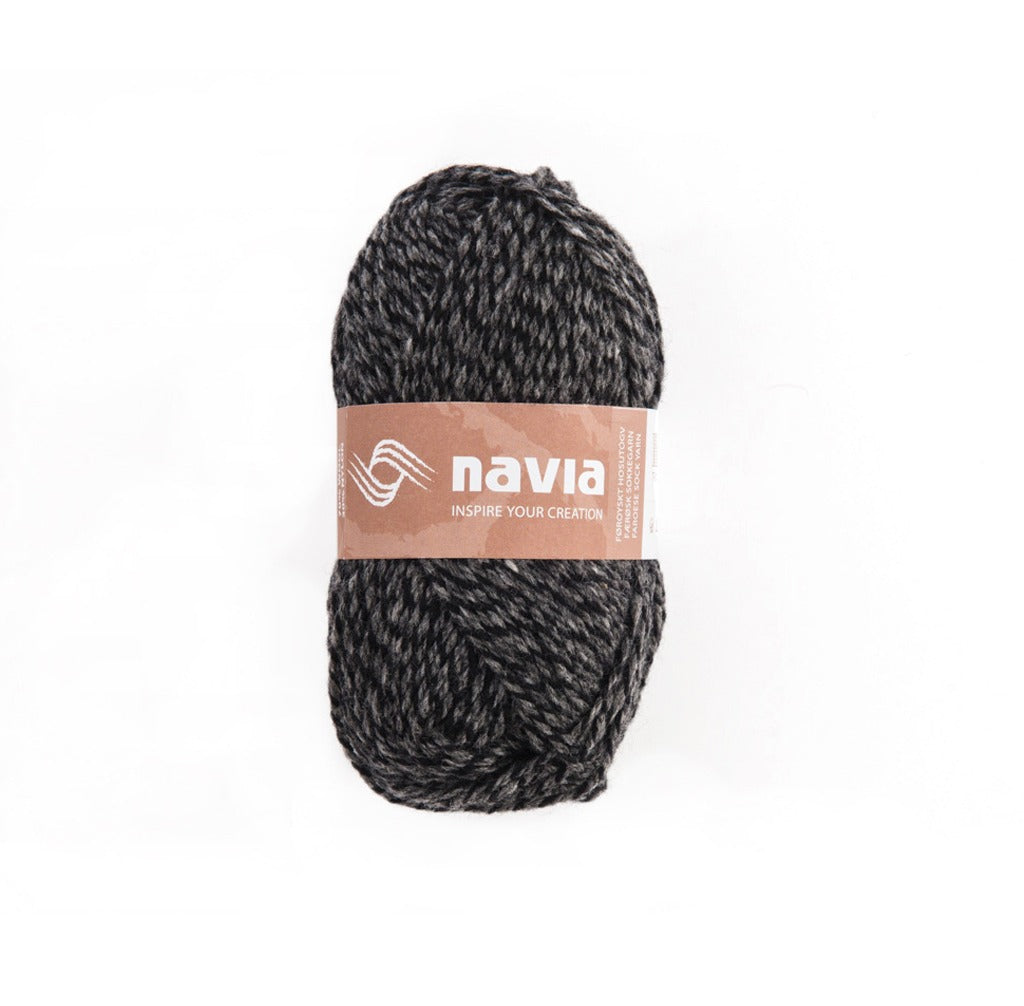 Navia Yarn 511 dark marl Sock