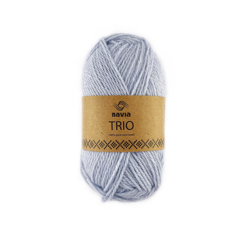 Navia Yarn 377 arctic ice Trio